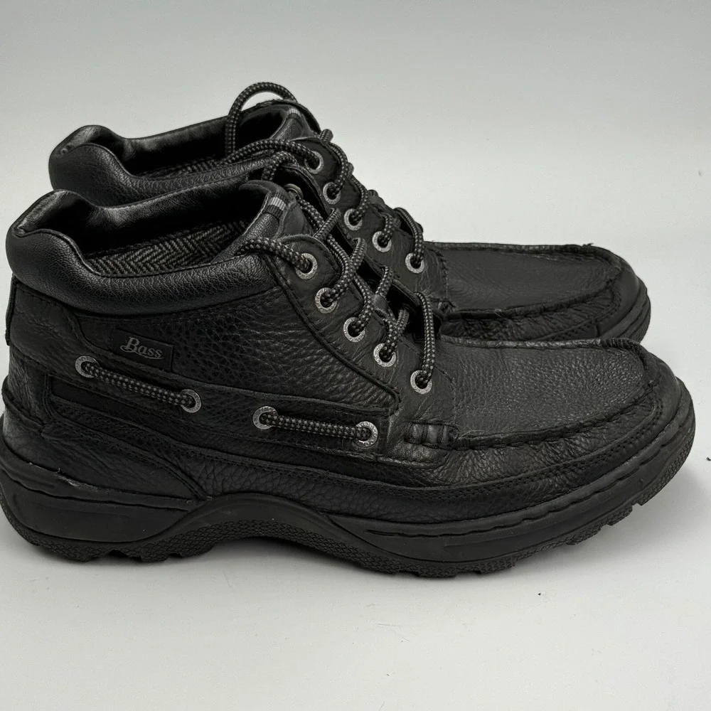 G.H. Bass Russ Men's 8.5M Black Leather Moc Toe Boots Grunge Workwear 90s Y2K